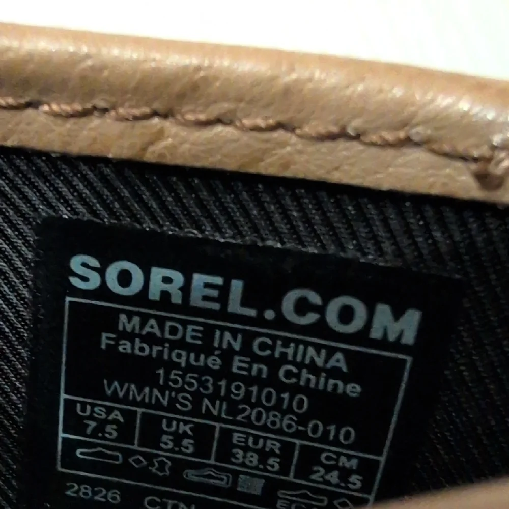 Sorel Women's Black and Tan Heeled Boots - Picture 9 of 10